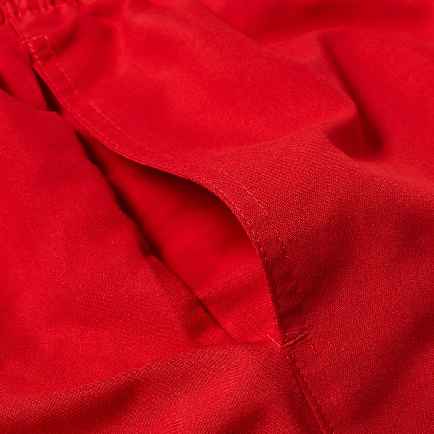 NIKE SWIM ESSENTIAL 5" VOLLEY SHORTS - UNIVERSITY RED