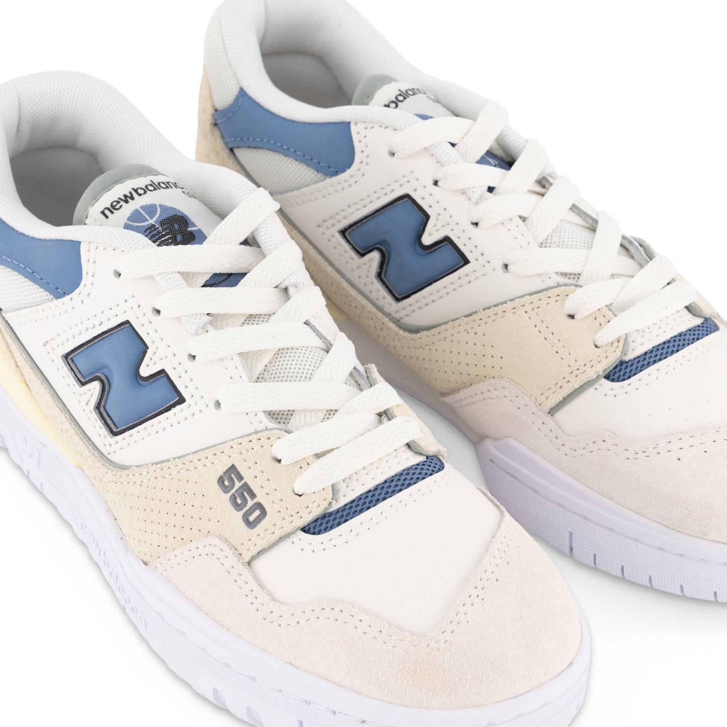 NEW BALANCE 550 WMNS - SEA SALT BLUE