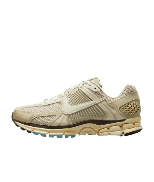 Nike Zoom Vomero 5 WMNS - Oatmeal