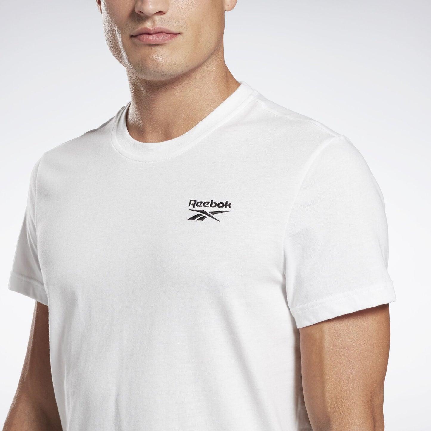 REEBOK IDENTITY CLASSIC TEE - WHITE