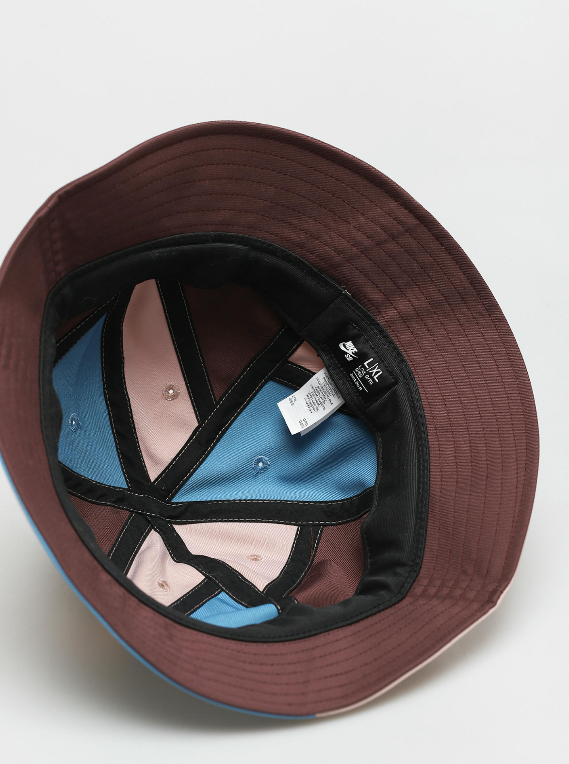 NIKE SB MOSAIC SKATE BUCKET HAT